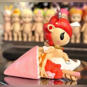 Tokidoki Cutie Crepe Unicorno Delicious Series 2 Collectible Art Figure